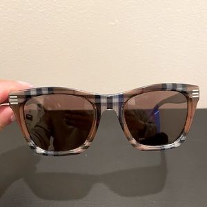 Burberry Square Fram Sunglasses